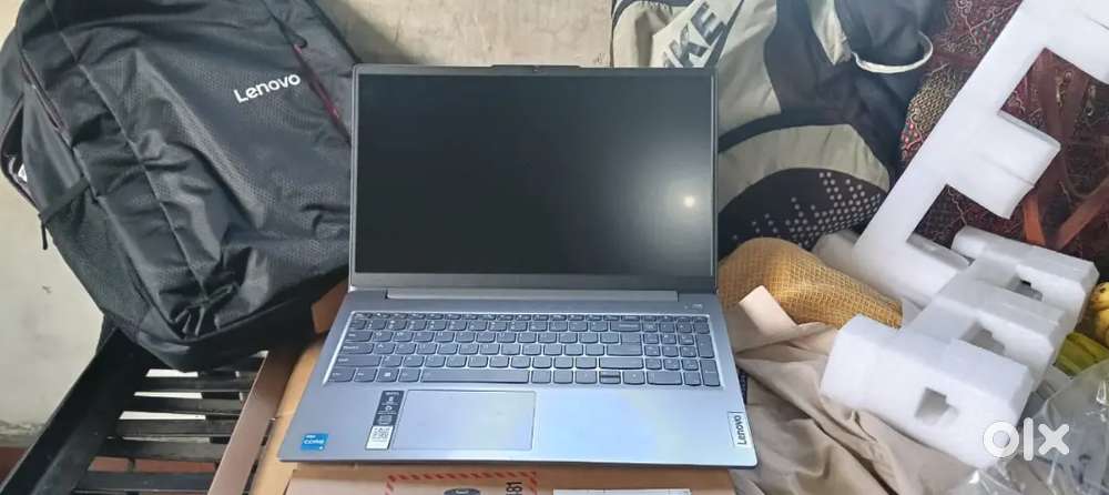 Selling A Ideapad slim 3