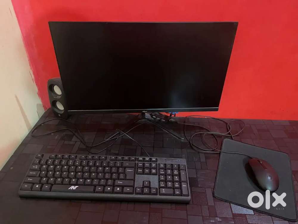 Computer and table for sale