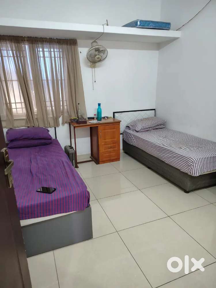 Male roommate required- 1 bhk room near Gandhipuram bus stand