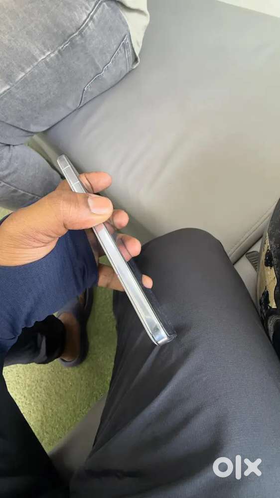 IQOO 13 16/512 LEGEND Full Box 2 Month warranty remaining