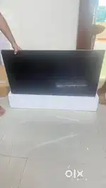 VW 43 inch TV