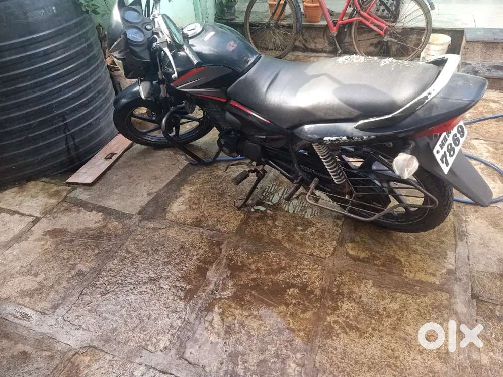 फुल कंडिशन बाईक