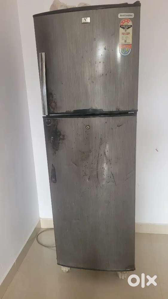 Fridge videocon 300ltr old