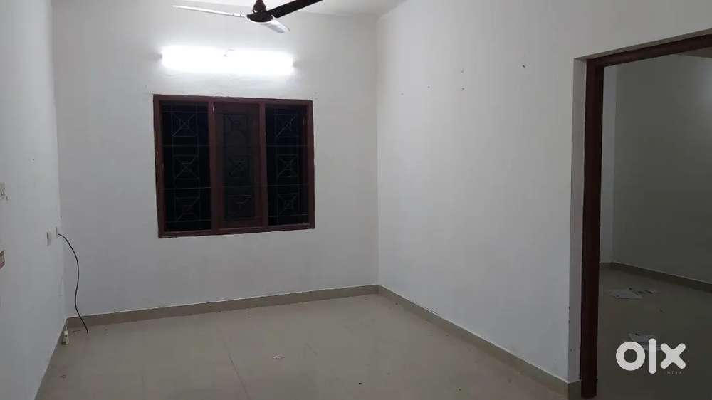 2bhk kalamassery500mtr edapally6klm kakkanad6klm