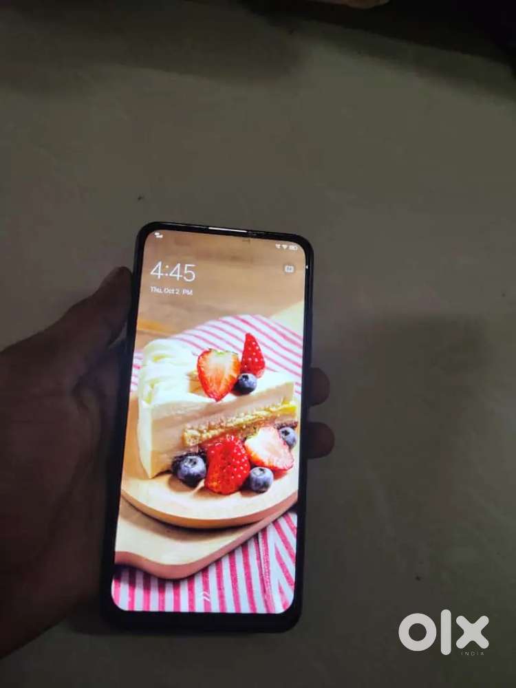 Vivo15pro 6gp ram 128 gp storge
