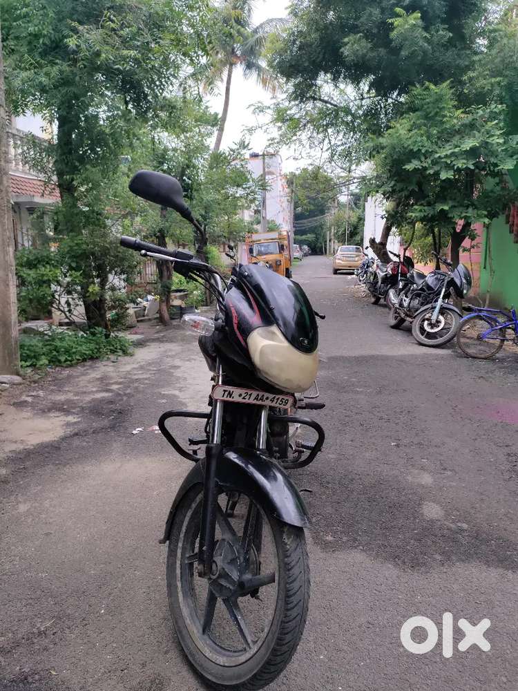 Bajaj discover 135