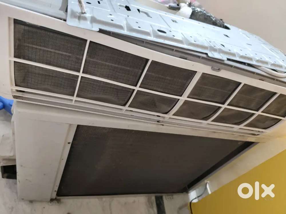 Daikin 2 ton split AC