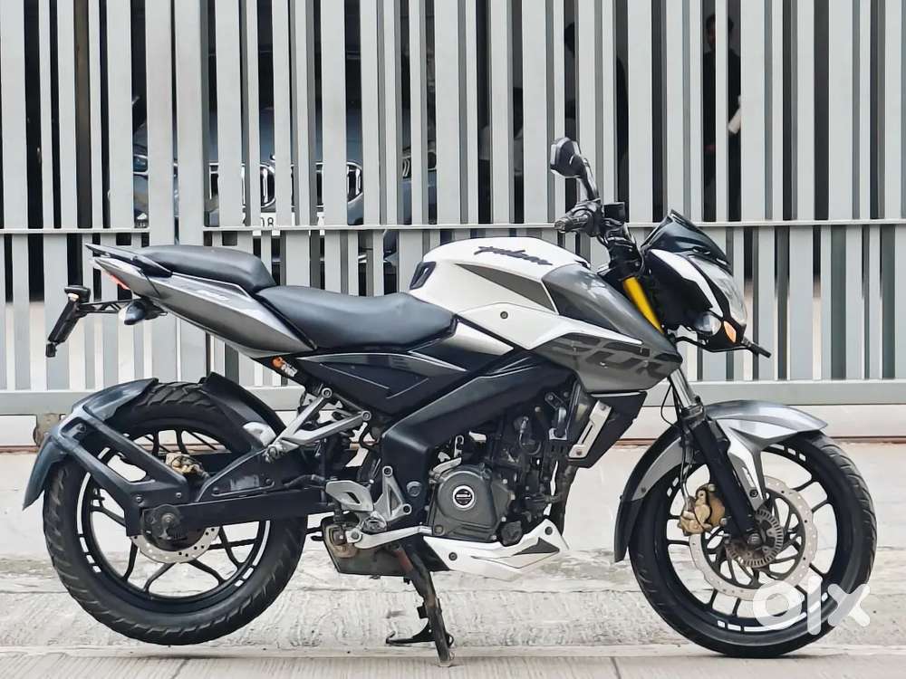 bajaj pulsar ns 200 ABS bs4 2019 1st owner rs 200 rc 200 duke ktm 390
