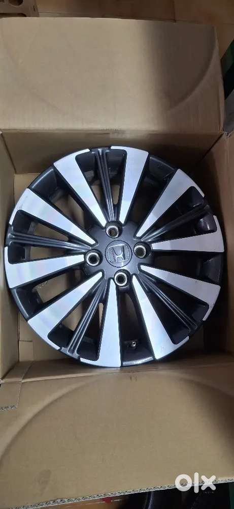 16 OEM Honda city alloy wheels