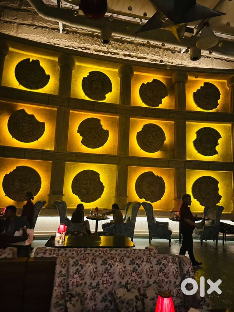 Momo Stall Handling staff