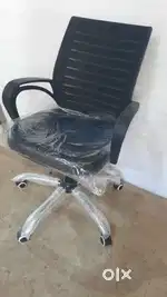 Revolving chair
