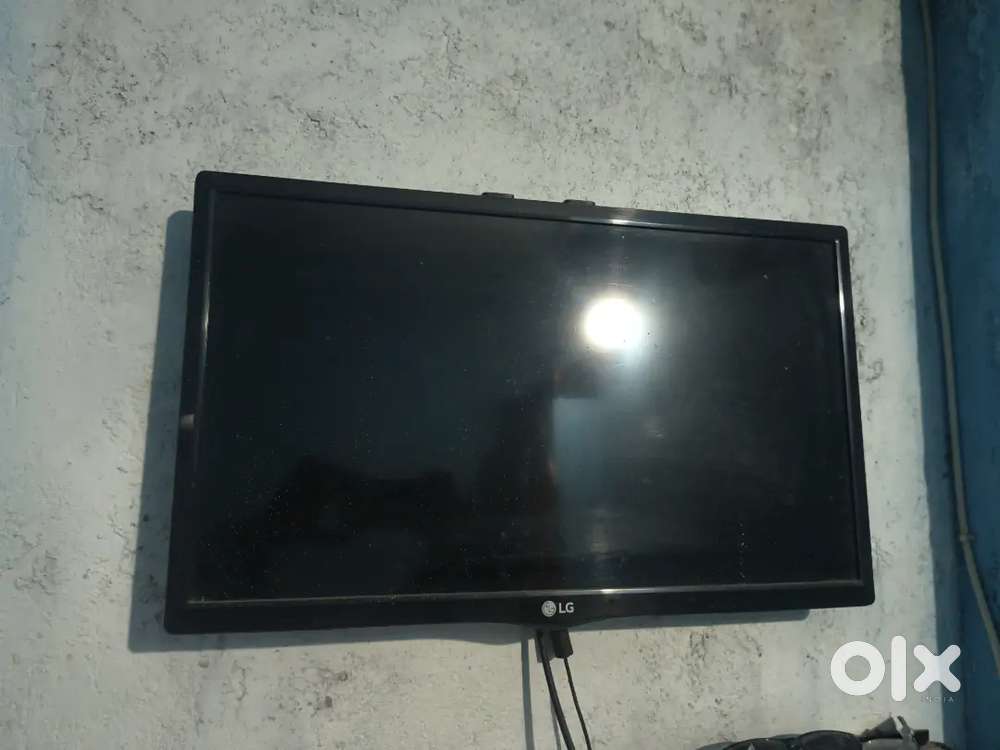 LG TV 24 Inches