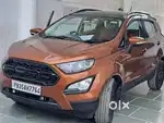 Well maintained showroom condition leass driven car