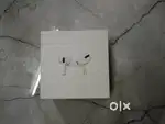 Apple airpods pro 1 charging case