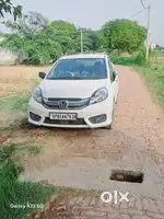 Honda amaze 2017 Diesel 56000 km driver