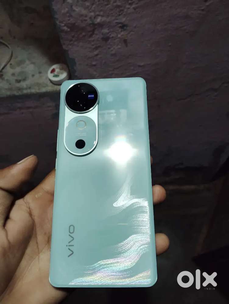 Vivo v40 8rom128