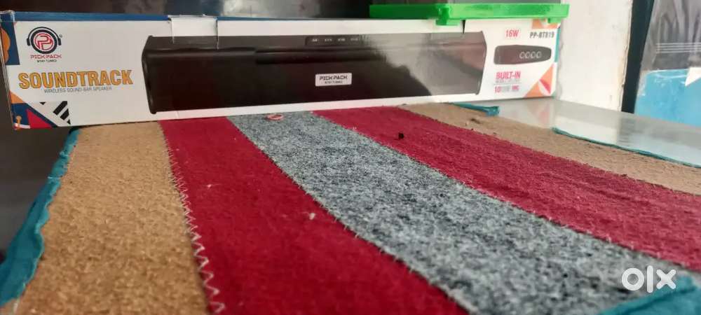 Speaker with wireless mike