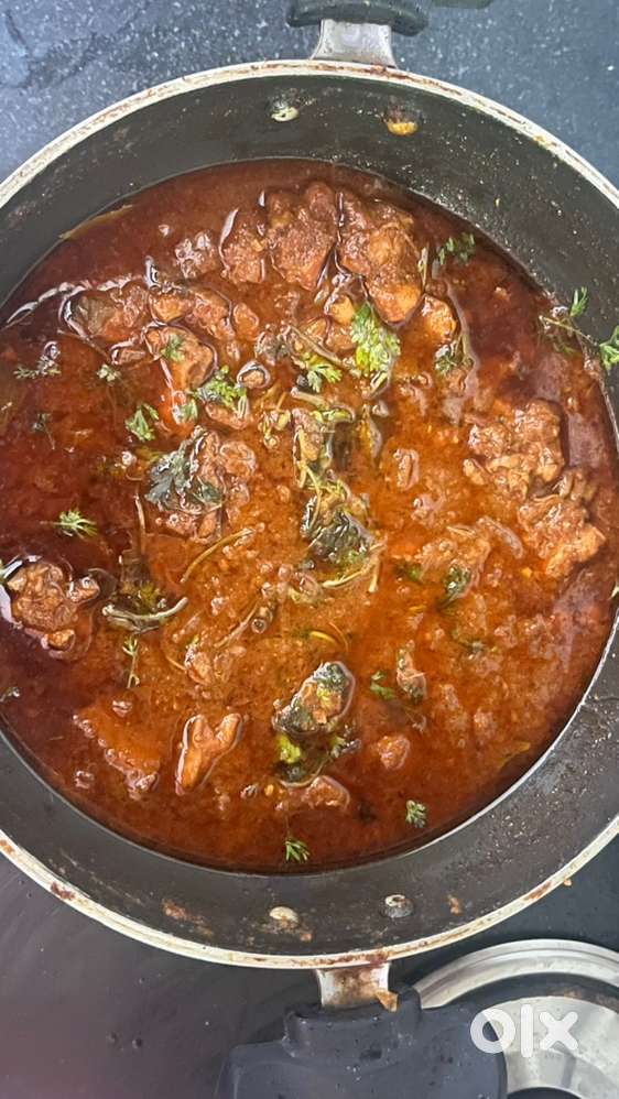 Cook for house required