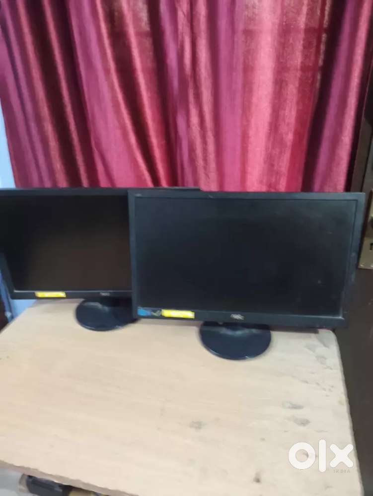 Monitor screen 21 inch, good condition