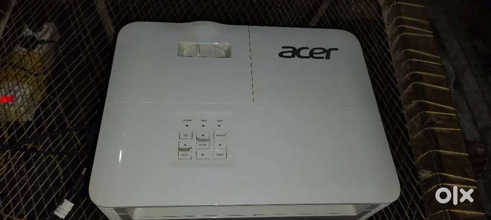 Acer shortcrow projector for sale