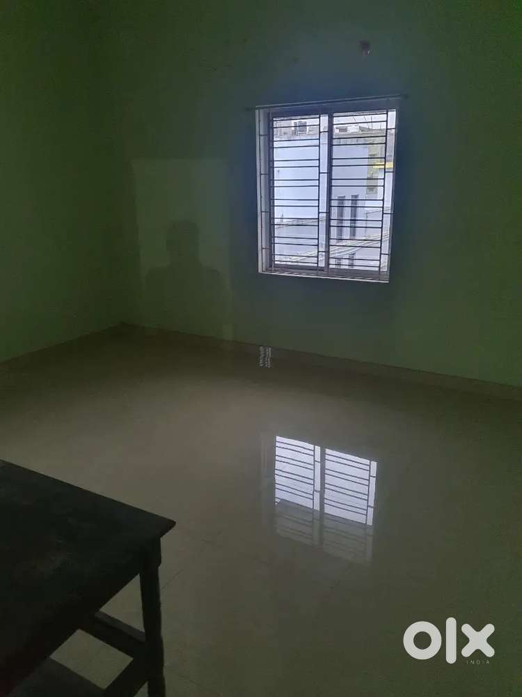 Well maintained 3bhk independent house at N4