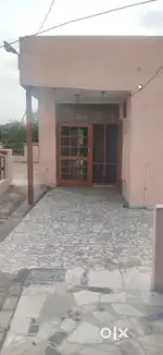 Fist floor two rooms set shared house