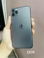 iPhone 11 pro max in mint condition all original all working