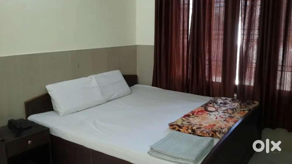 Hotel for sale in khatinka talab