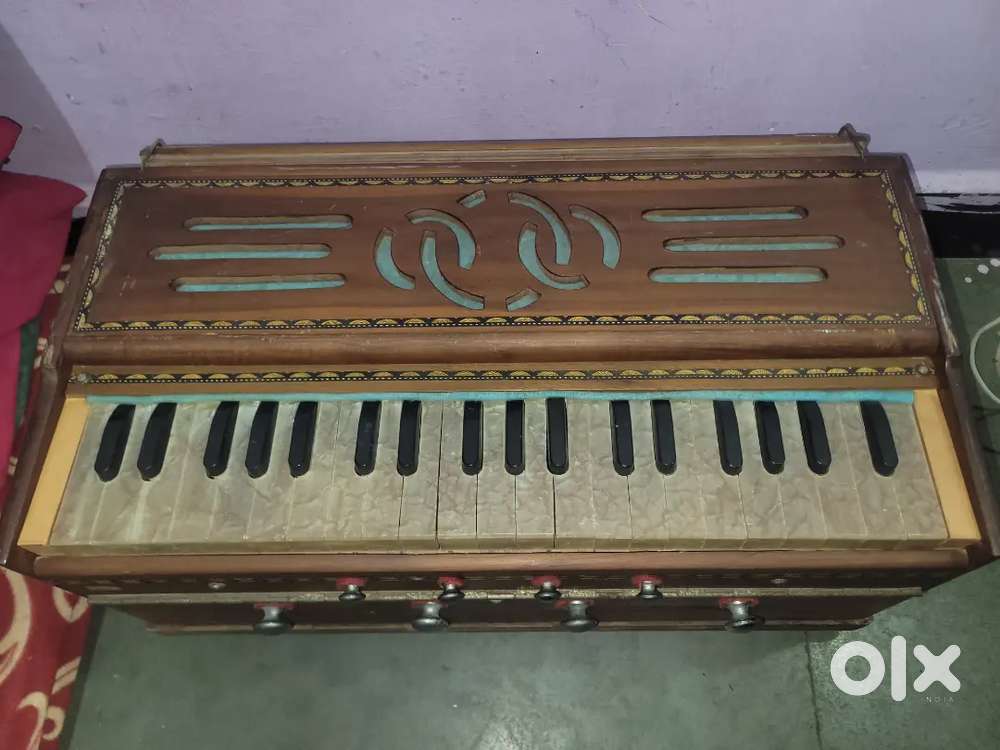 Harmonium good condition