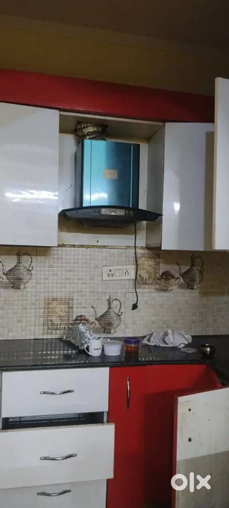 3 bhk builder park facing flat for rent in indirapuram