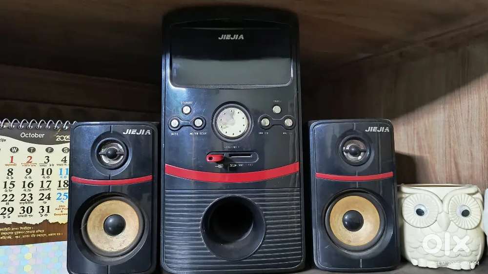 Jiejia Home Theatre System - Powerful sound, great condition