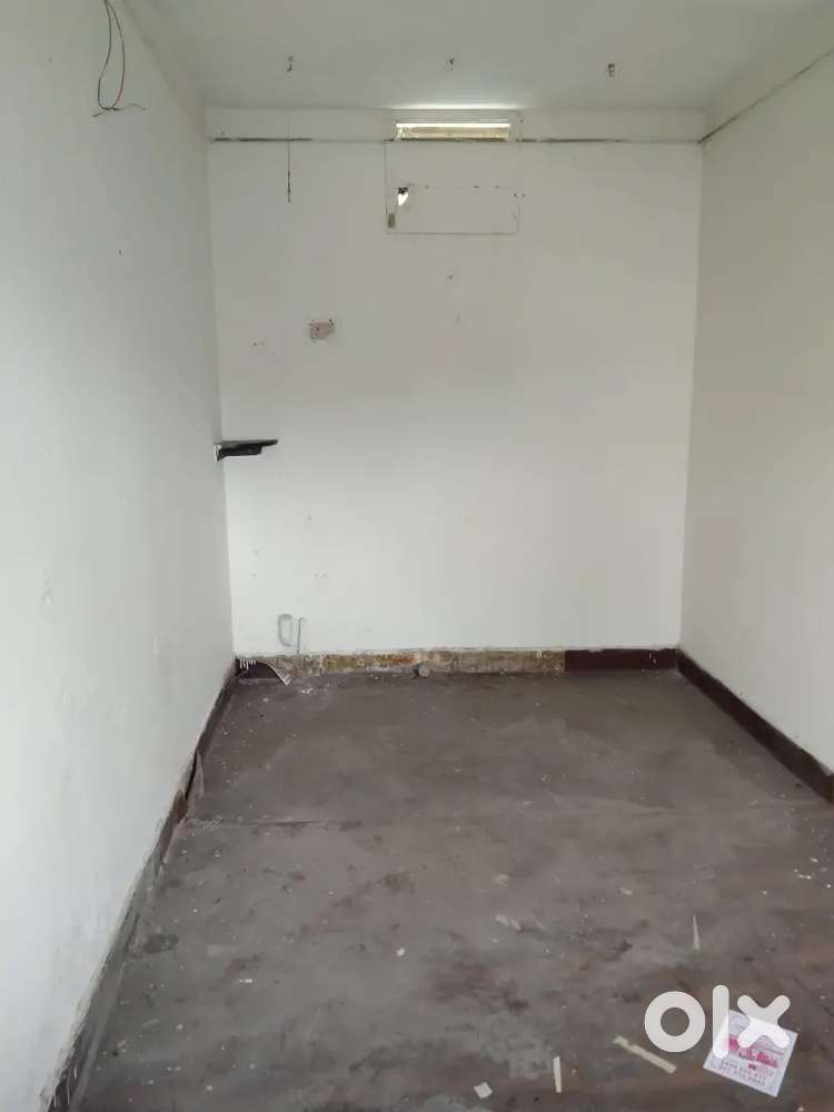 Shop for rent-10×15 (1st floor)