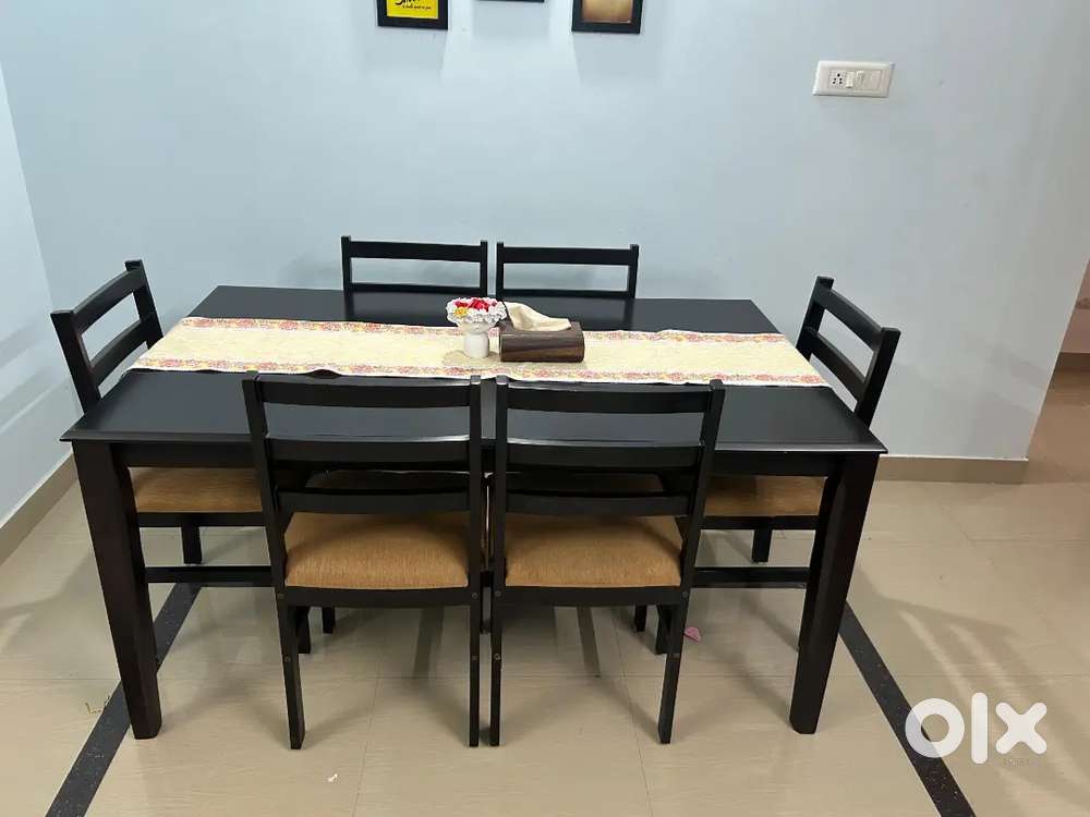 Engeneering wood 6 chairs dinning table