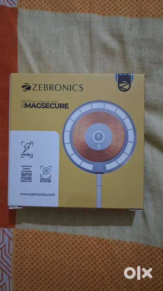 Zebronics Magsecure wireless charger