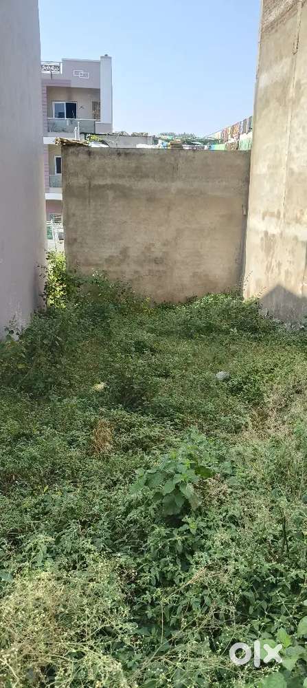 Plots in bhaktambar vihar colony Jain temple