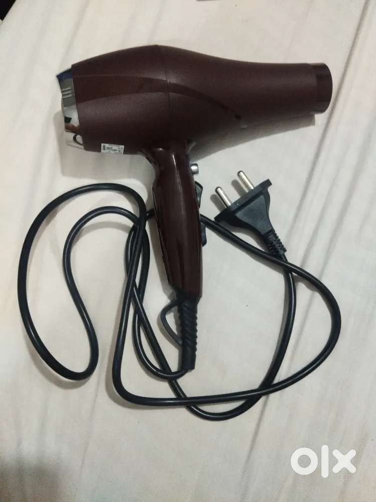 Agaro HD 1120 Style-pro hair dryer with three extensions