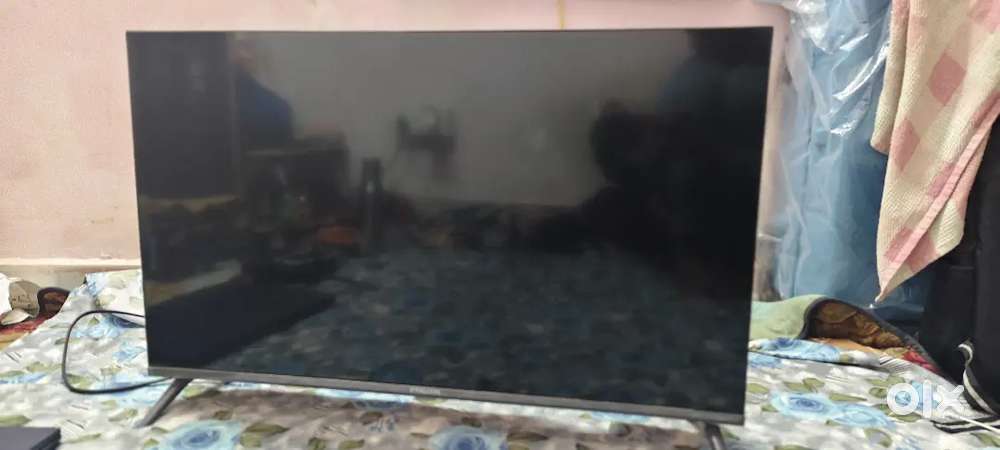 iFFALCON 32 Smart Android LED TV – S53 Series – Excellent Condition