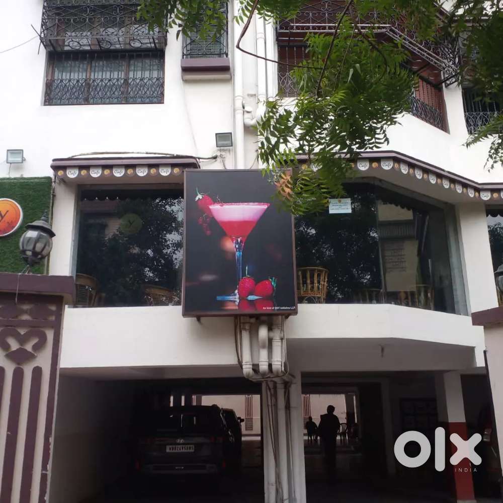 ON PURNA DAS ROAD 2200 sft Comercial space rent - 2 lakhs