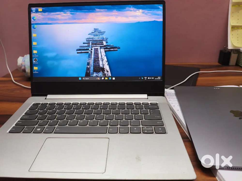 LENOVO IDEA PAD 330S i3+8gb+1TB