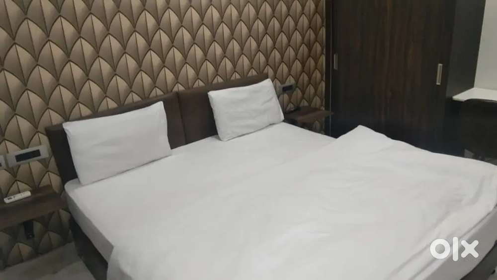 Luxurious PG available for boys Nd girls i