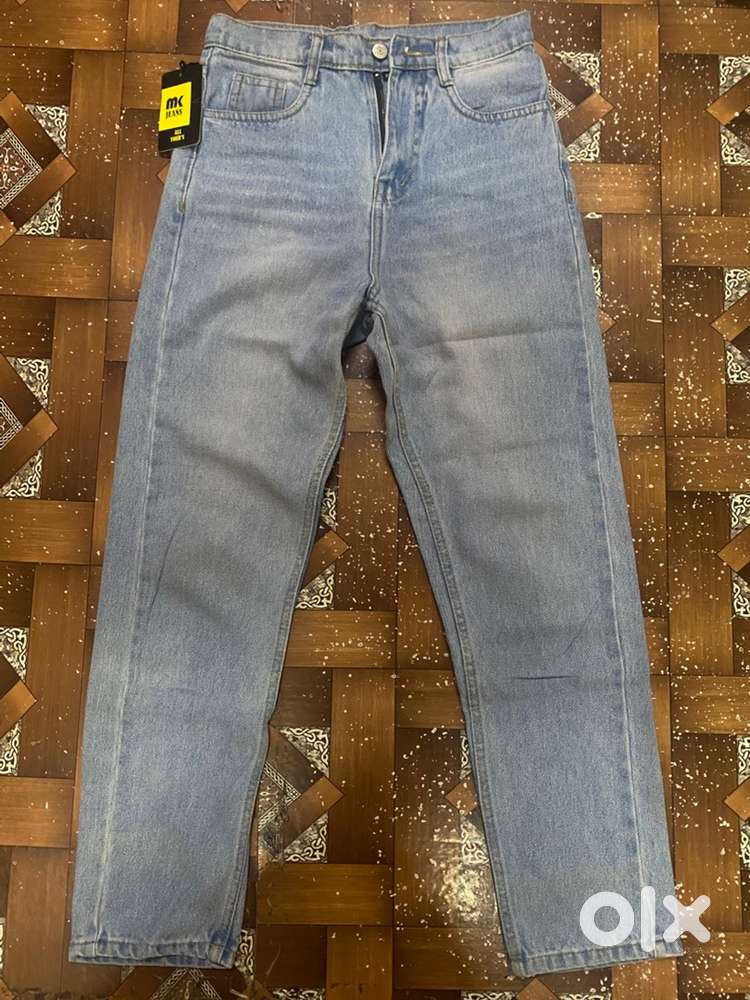Womens Ice blue momfit jeans ( size -26 ) 1 pc only
