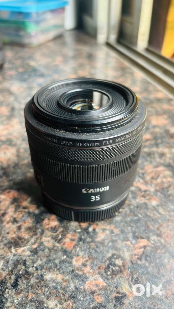 Canon 35rf 1.8 & 16rf 2.8