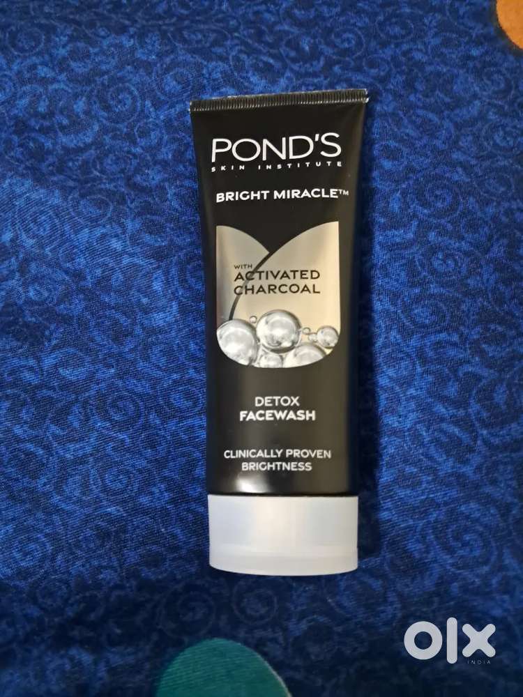 Charocoal detox facewash