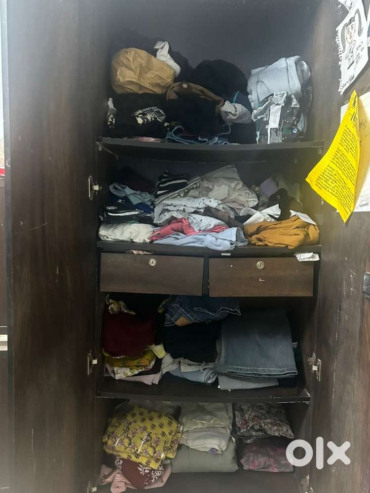 Wardrobe single