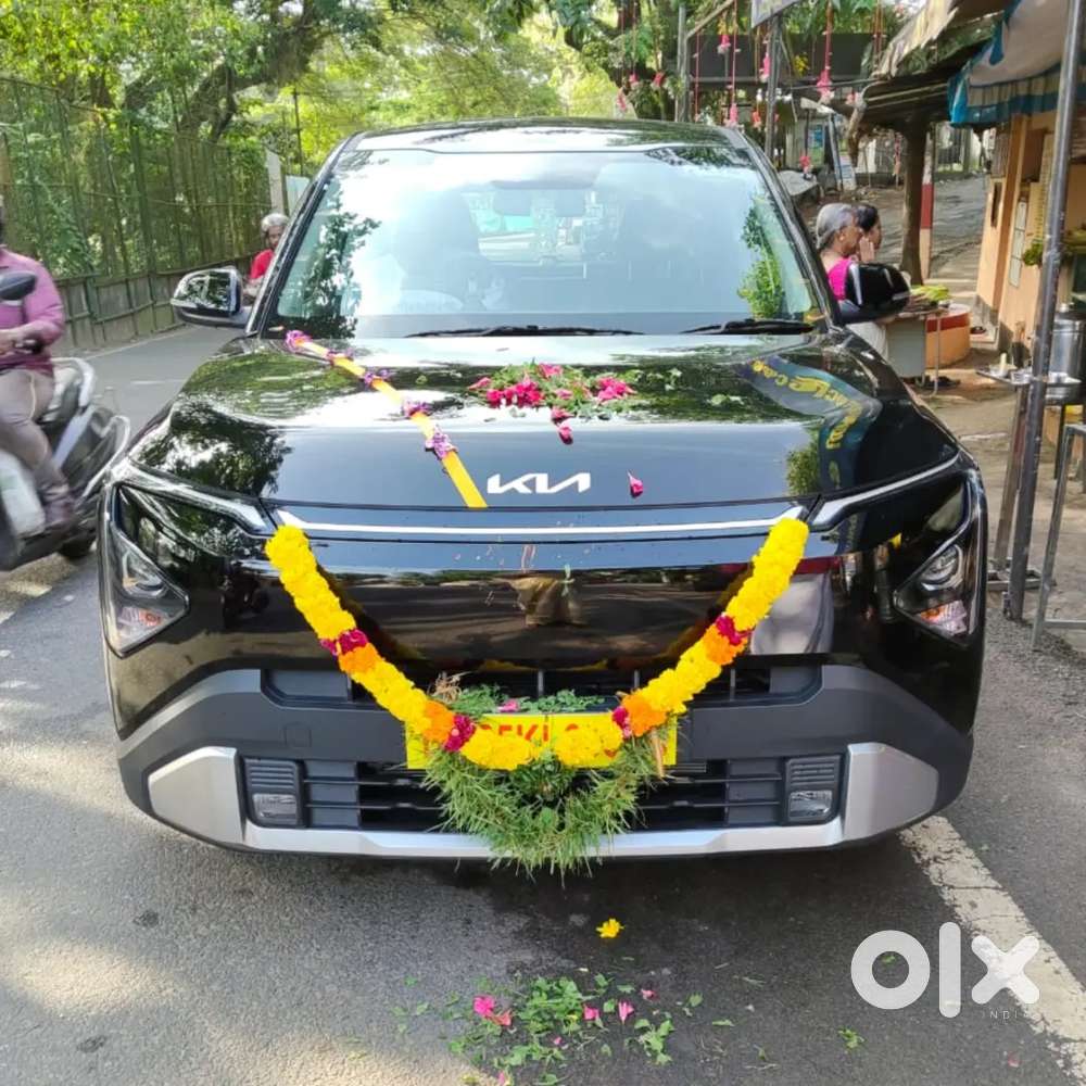 New kia clavis with driver