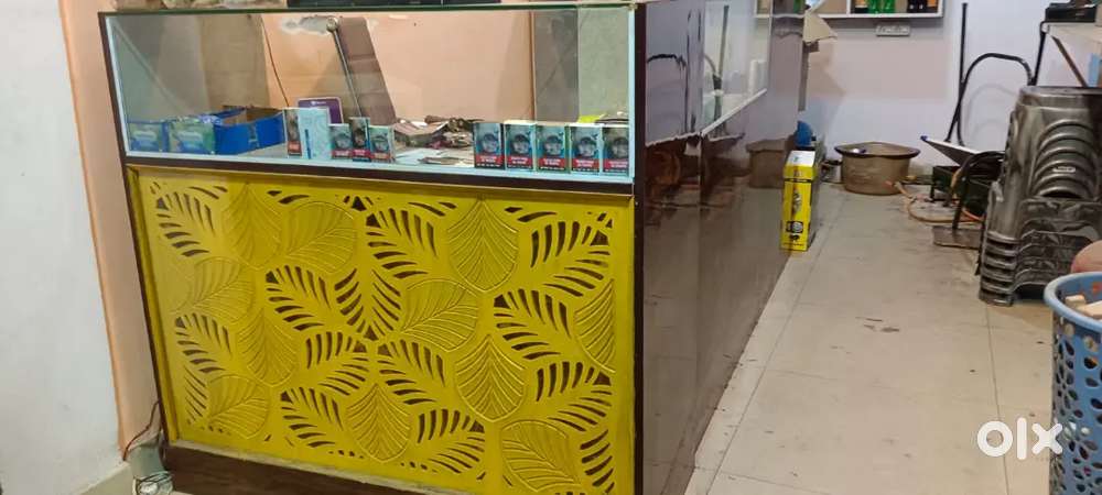 Display counter L type