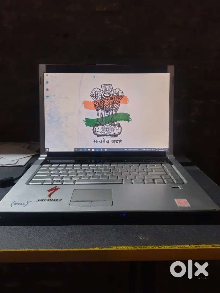 Dell laptop core2Duo 4GB RAM 233GB Storage best for online work.