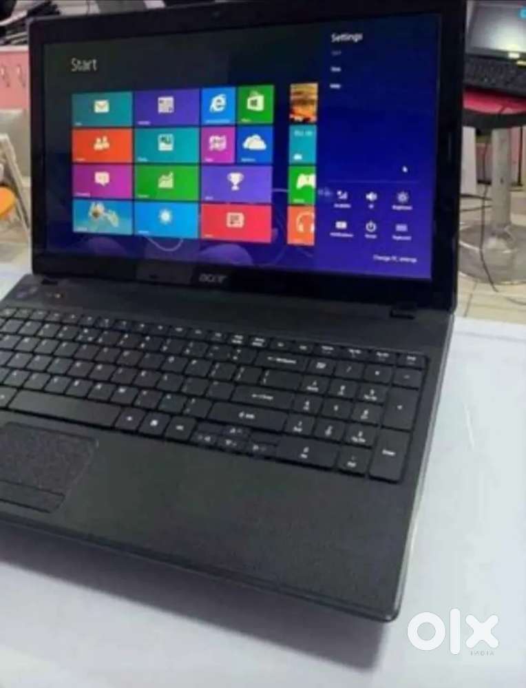Accer Laptop AMD 7Th 2.60Ghz 4GB 258GB SSD