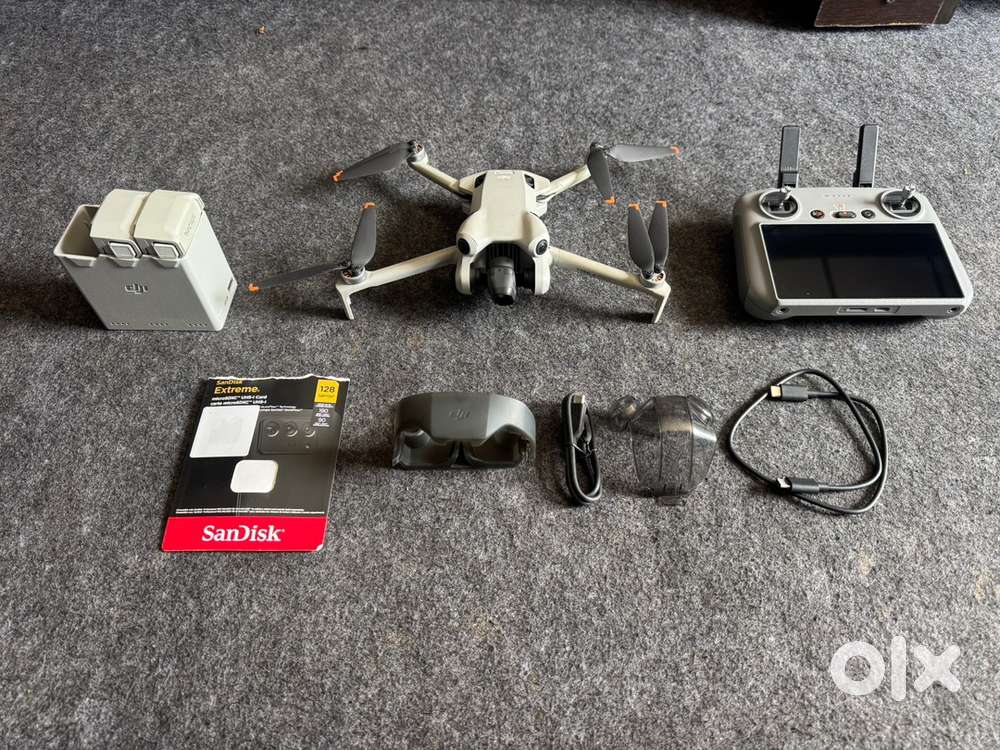 Dji mini 4 pro fly more combo + rc 2