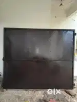 13 FEET METAL GATE